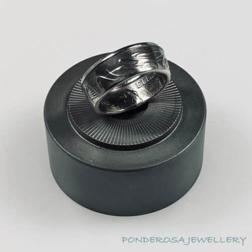 Coin Ring - Australia (20 cents - 1975)