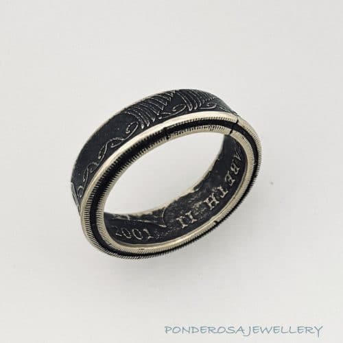 Coin Ring - New Zealand (Two Dollars - 2001)