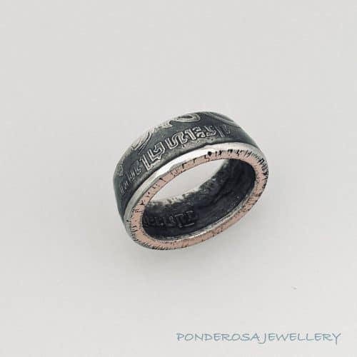 Coin Ring - Thailand (5 Baht - 1977)